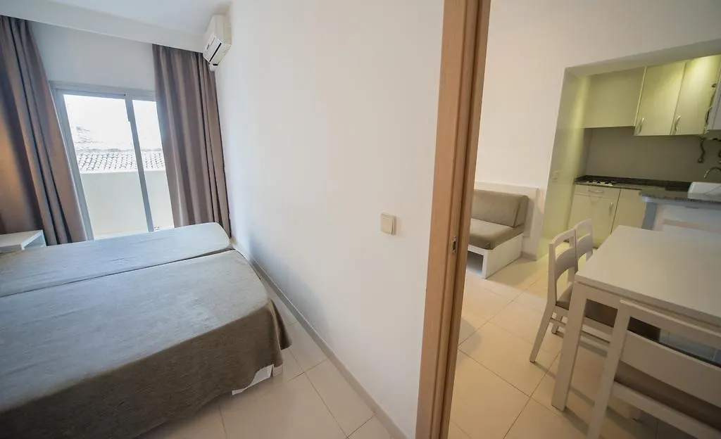 Apartamentos Embat Кан Пастилла 0*,  Испания
